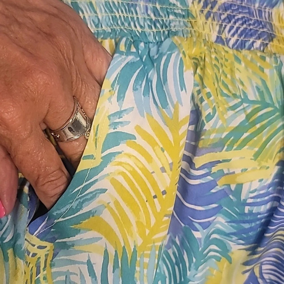 Mudpie Printed Shorts - Picture 4 of 7